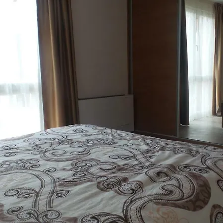 Astoria Apartment *