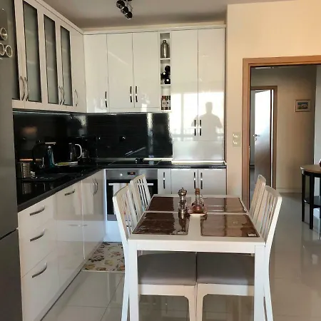 Astoria Apartment